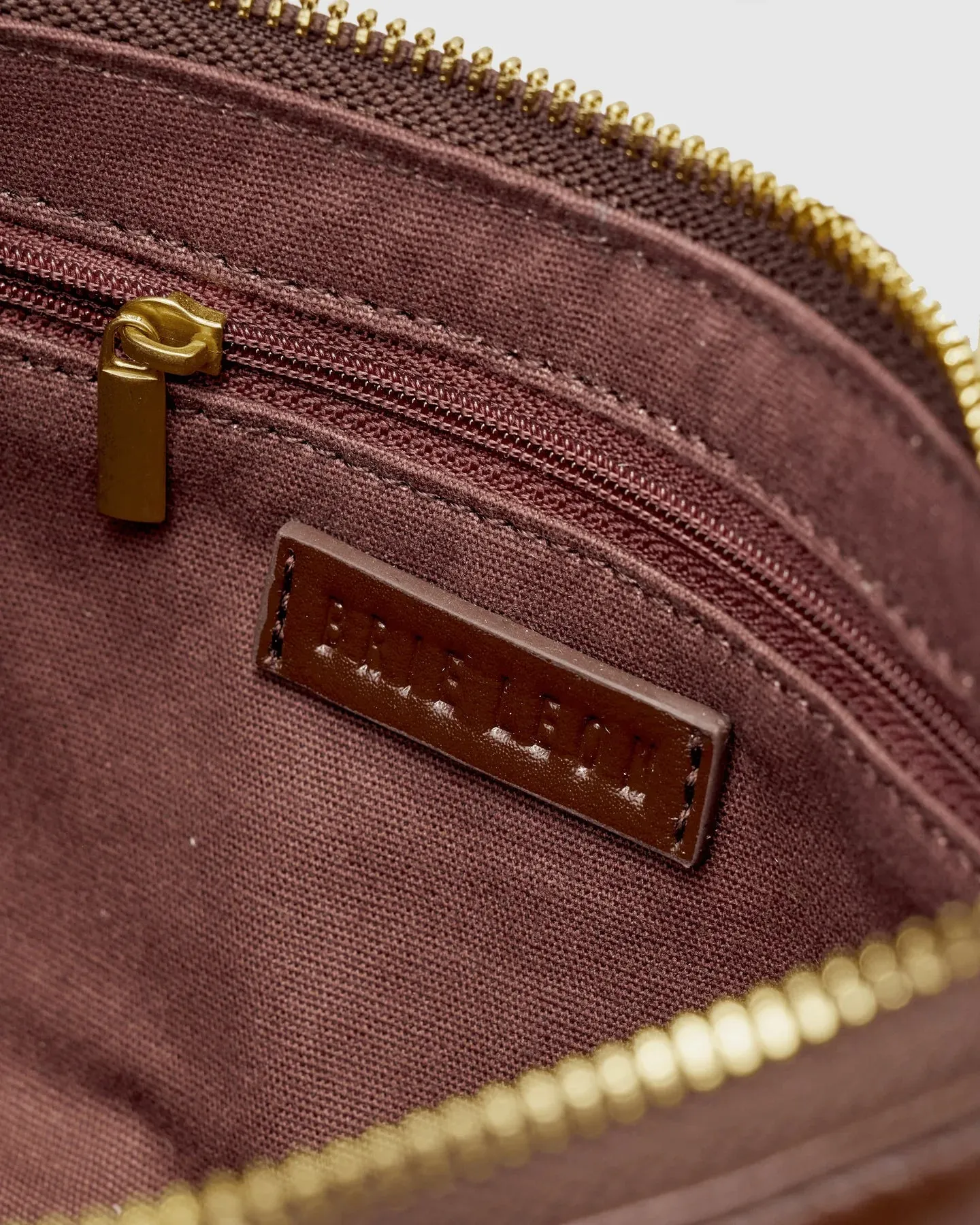 Everyday Baguette Bag - Chocolate