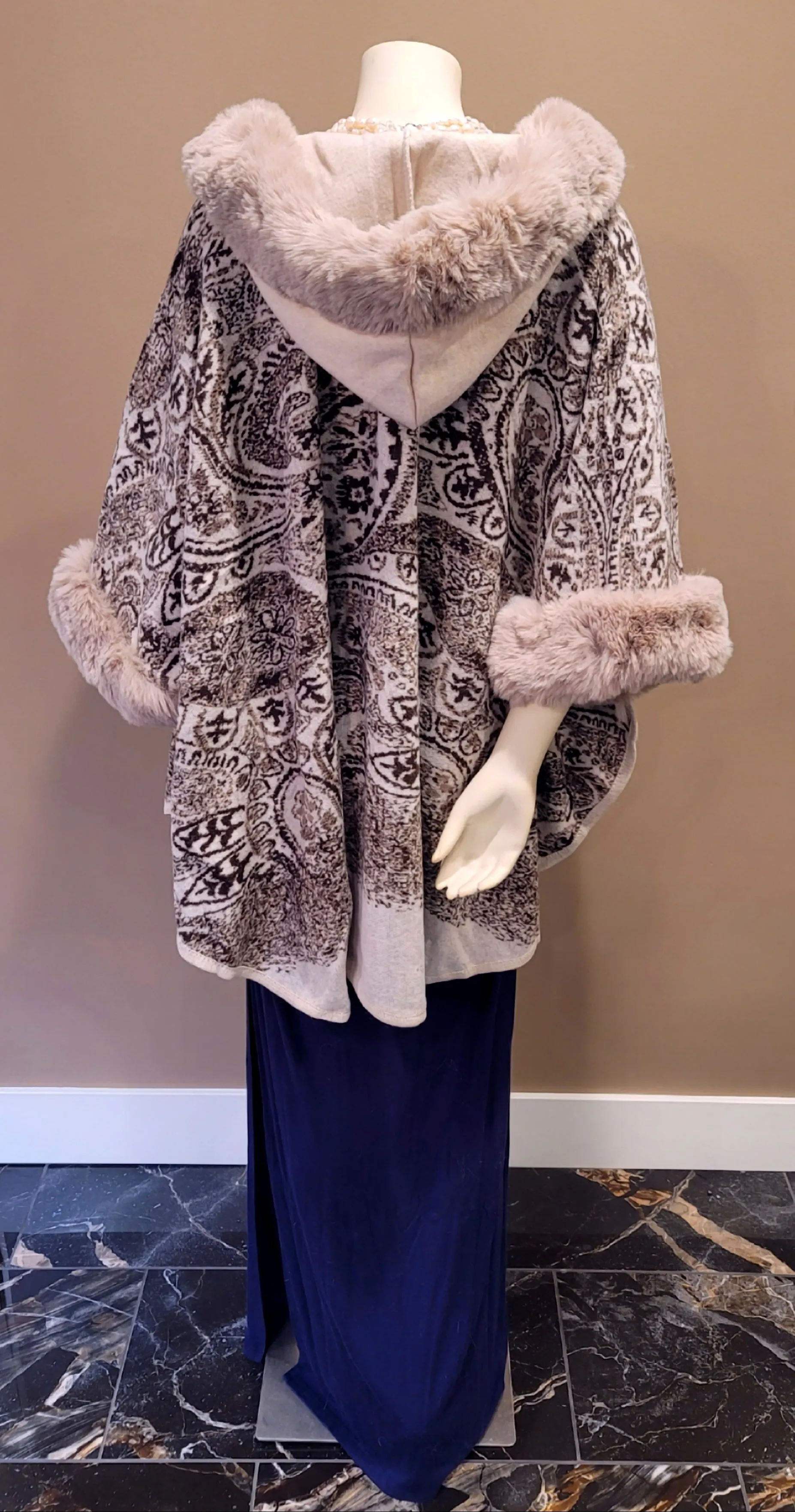 Faux Fur Trim Caplet Cream
