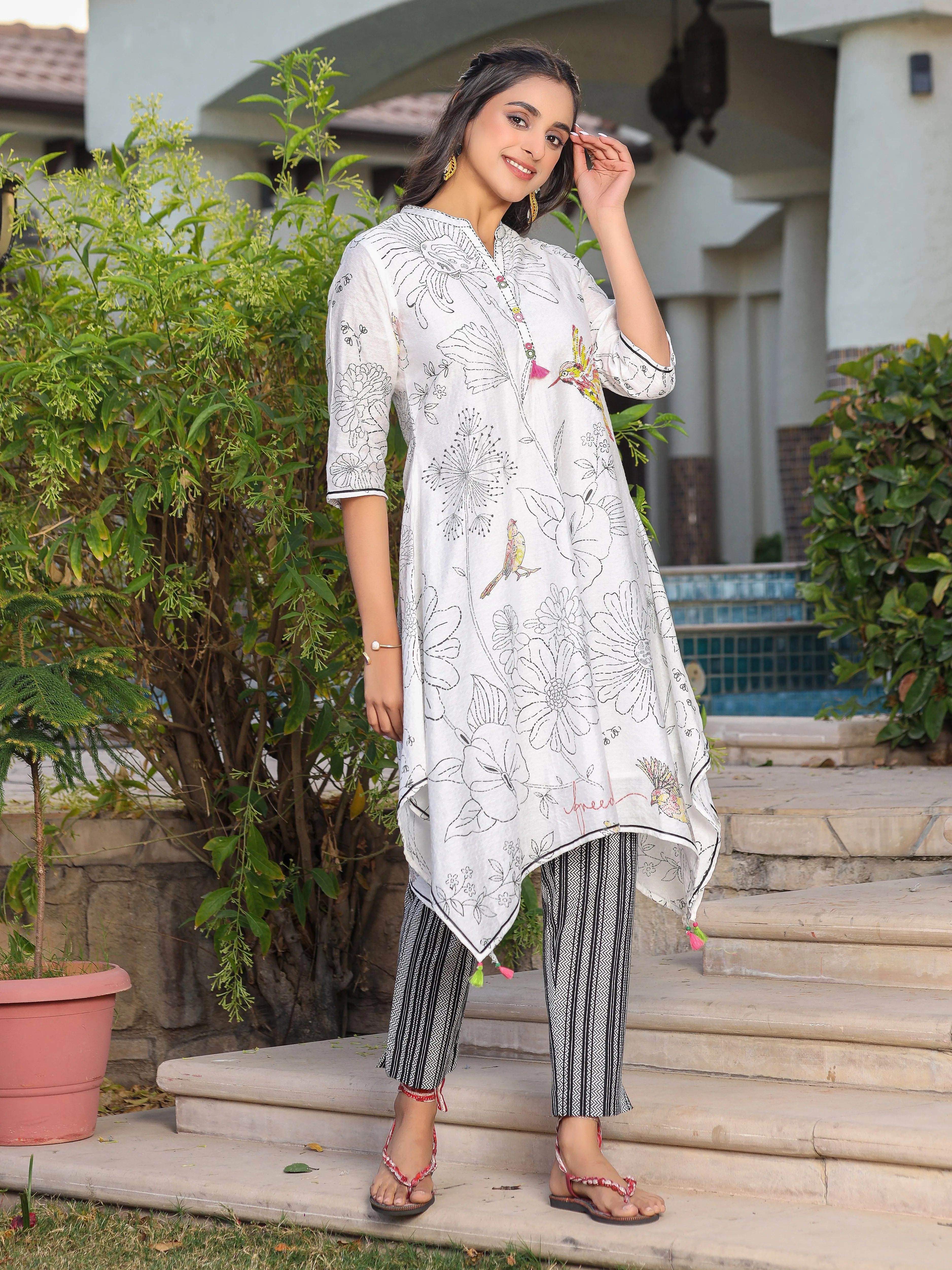 Juniper White Floral Printed Nylon Dobby Kurta & Pants Set With Lace Work