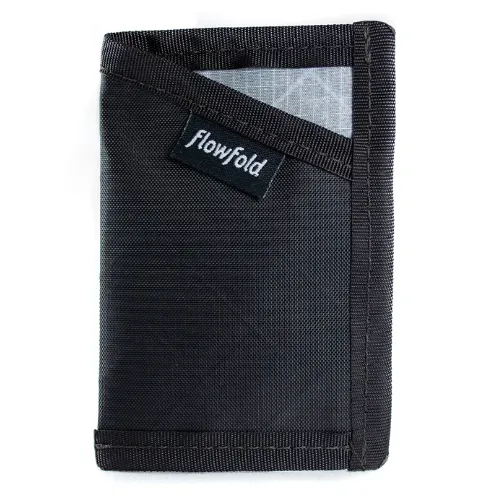 Minimalist Card Holder by flowfold