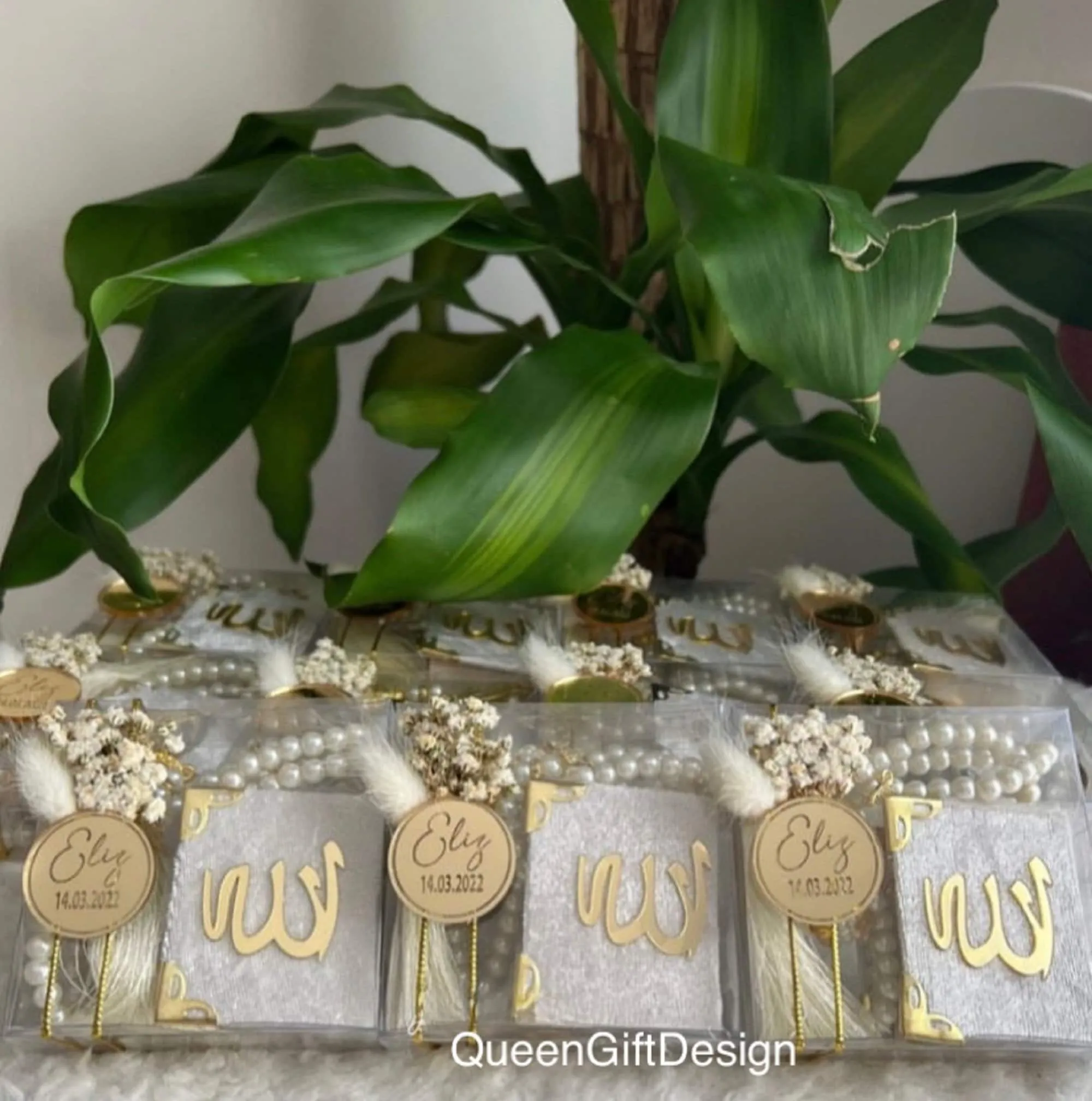 Personalized Velvet Mini Quran Pearl Tasbeeh Decorated Box Gift Set